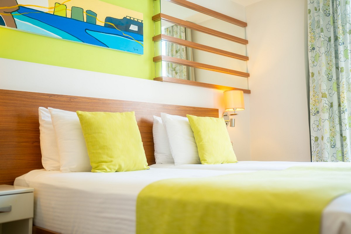 Doppelzimmer Poolblick